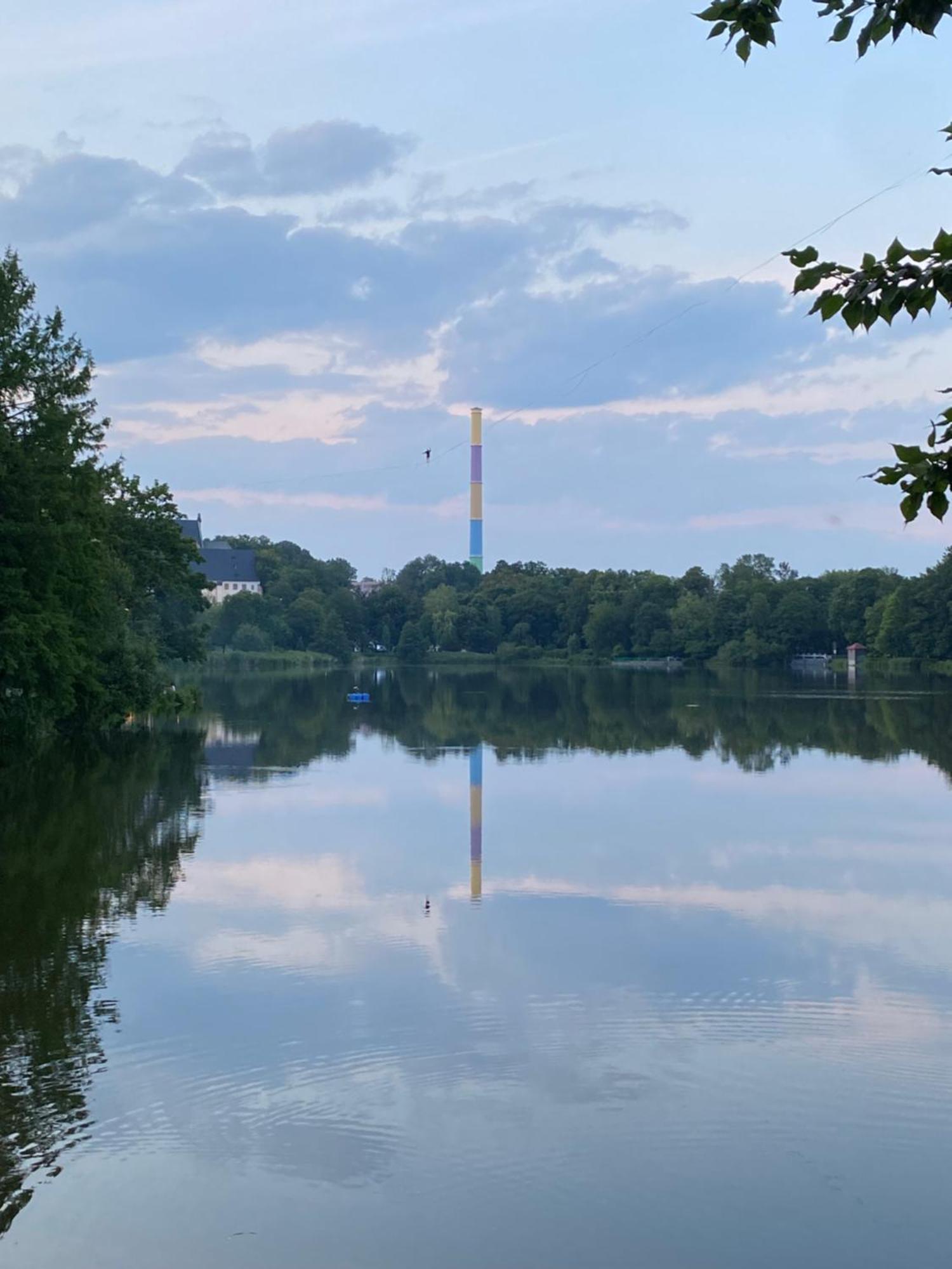 K2-Project - Gipfelstuermer - Ueber Den Daechern Von SchlossChemnitz  Exteriér fotografie